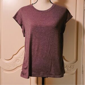 Lululemon tie back with key hole size 6- no size dot